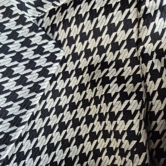 Tahari Houndstooth Blazer in Black and White - Picture 5 of 10